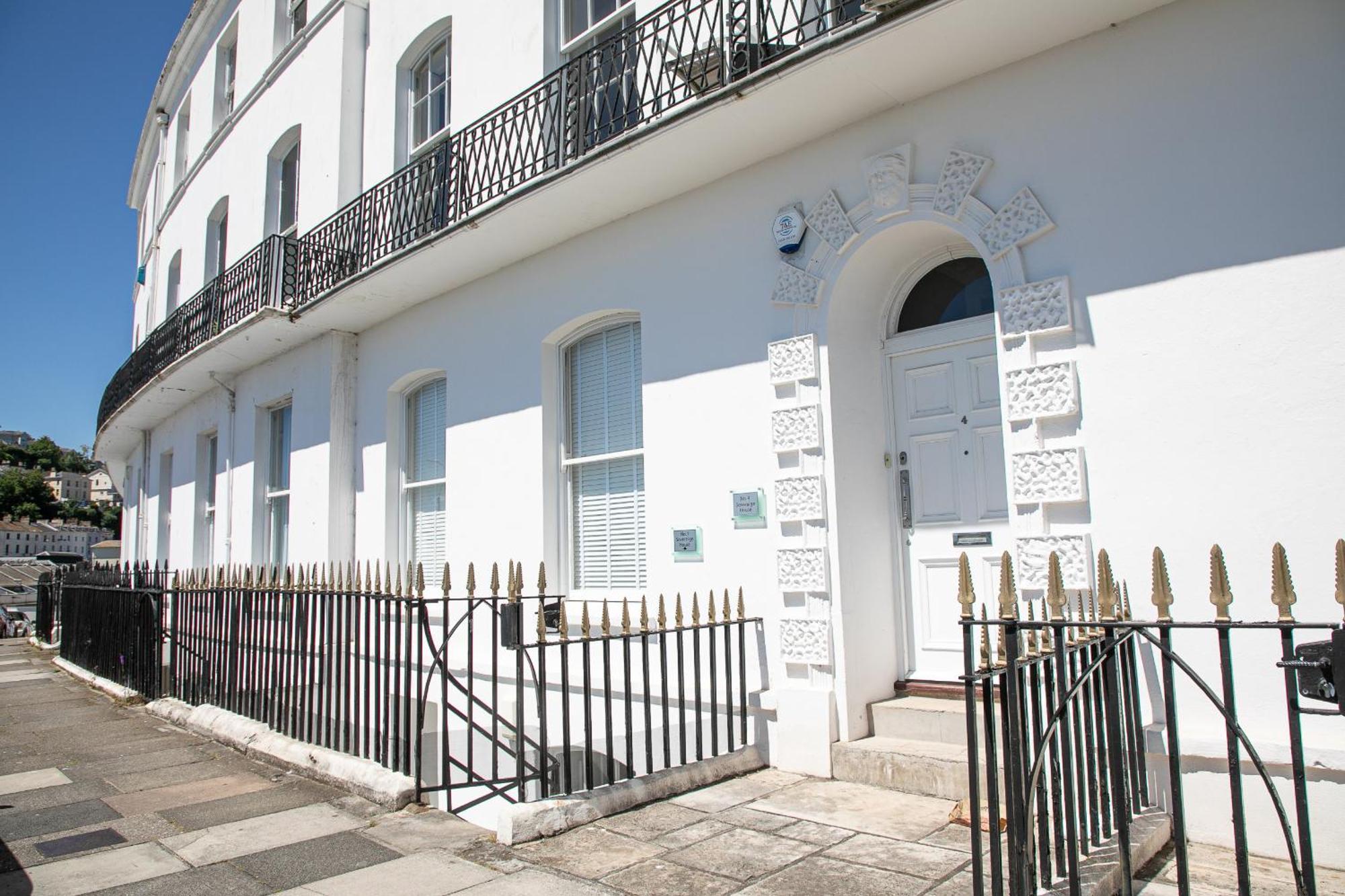 Sovereign House - Close To Harbour With Parking ทอร์คิ ภายนอก รูปภาพ